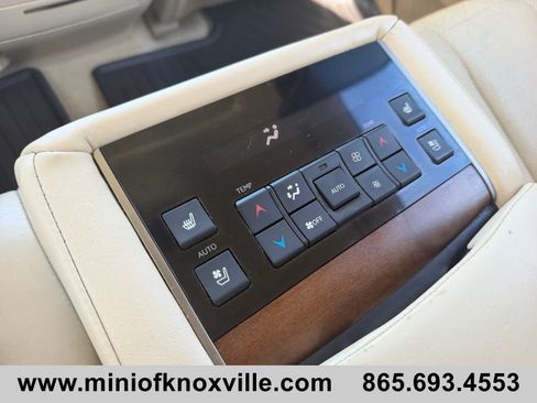 Used 2017 Lexus LX 570 4WD w/ Luxury Package image 24