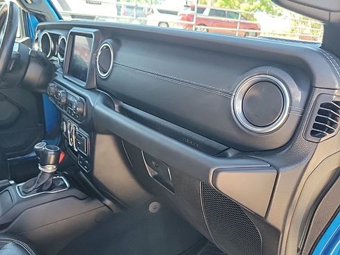 Used 2020 Jeep Gladiator Overland image 46