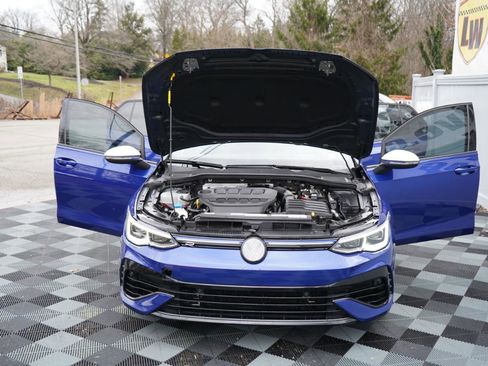 Used 2022 Volkswagen Golf R image 90