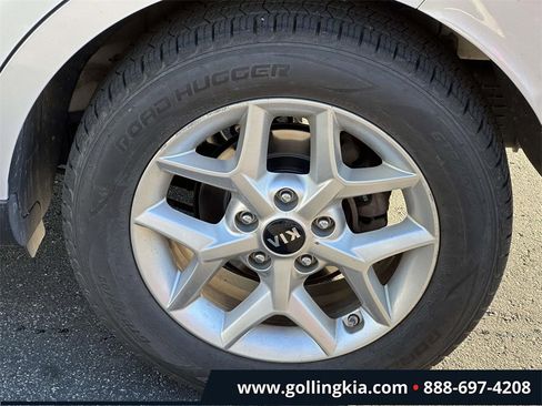 Used 2020 Kia Soul S image 7