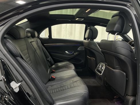 Used 2015 Mercedes-Benz S 550 4MATIC Sedan image 32