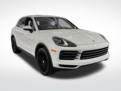 Used 2022 Porsche Cayenne image 7