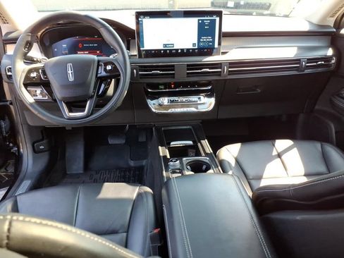 Certified 2024 Lincoln Corsair AWD w/ Equipment Group 101A image 13