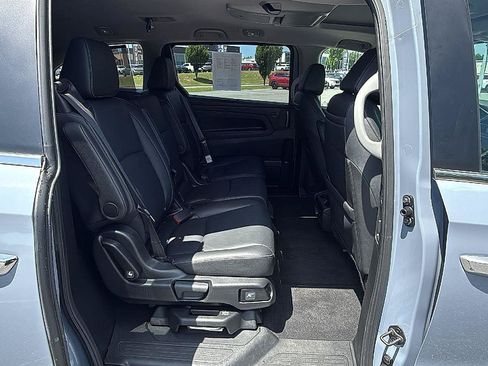 Used 2023 Honda Odyssey Touring image 18