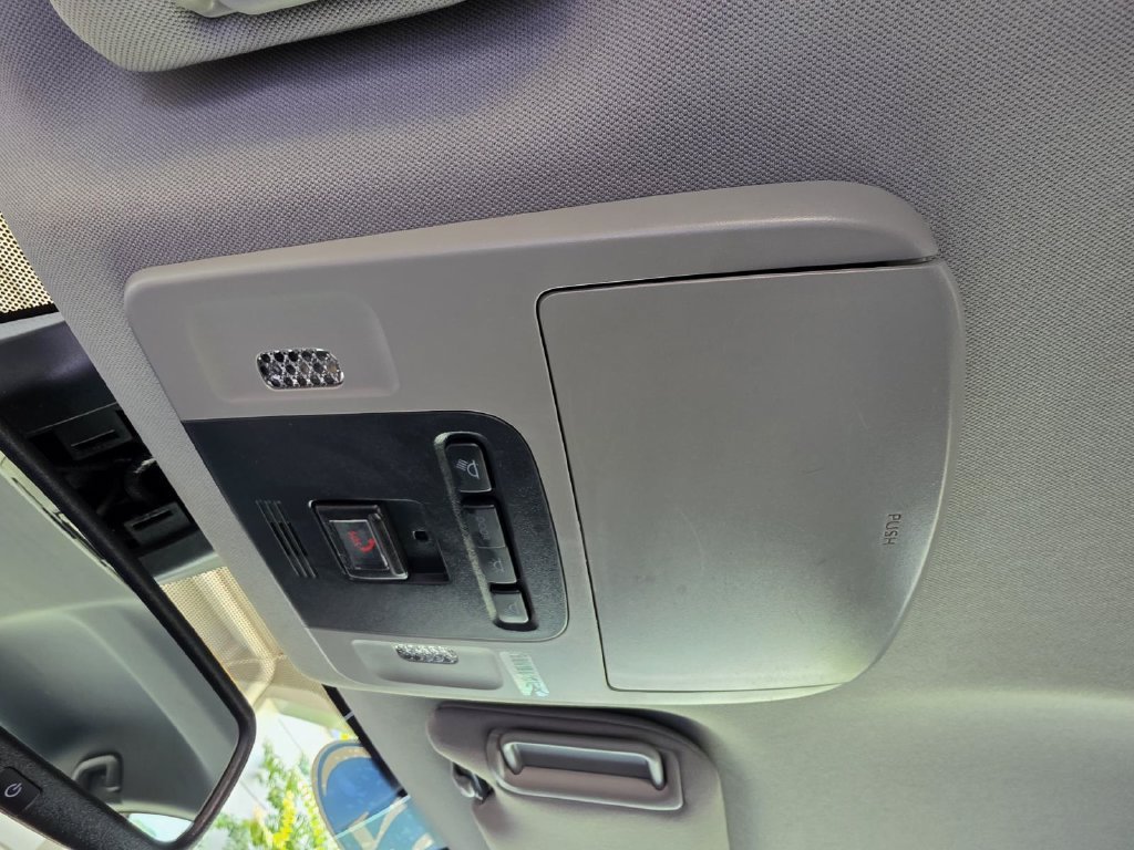 Used 2022 Toyota Camry XSE FWD image 25