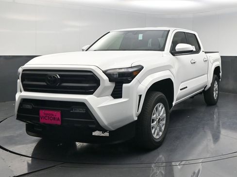 New 2026 Toyota Tacoma SR5 image 2