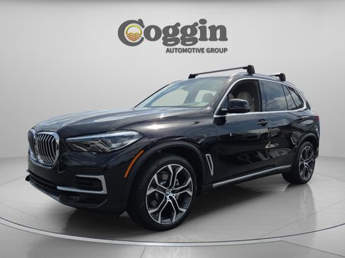 Certified 2022 BMW X5 sDrive40i w/ Premium Package RWD image 1