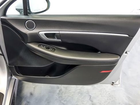 Used 2025 Hyundai Sonata SEL FWD image 28