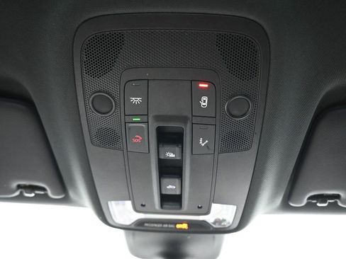 Used 2023 Audi Q3 2.0T Premium image 25