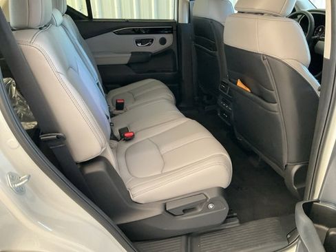 New 2025 Honda Pilot EX-L image 25