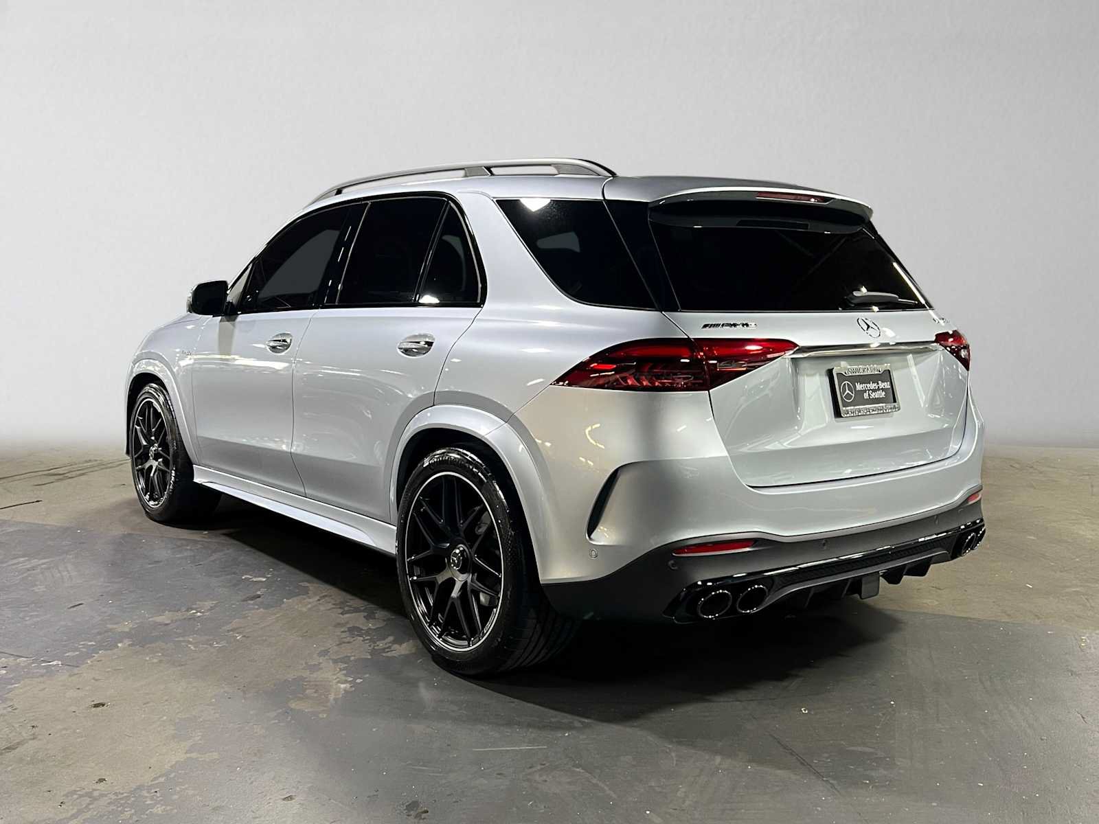 Used 2026 Mercedes-Benz GLE 53 AMG 4MATIC image 5
