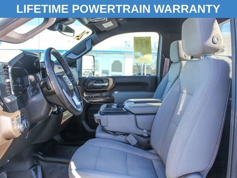 Used 2024 GMC Sierra 3500 SLE w/ SLE Convenience Package image 14