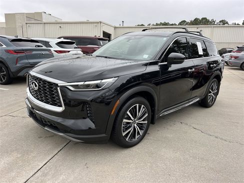 Certified 2025 INFINITI QX60 Autograph w/ Cargo Package image 3