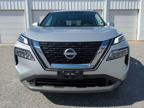 Certified 2023 Nissan Rogue SV w/ SV Premium Package image 9