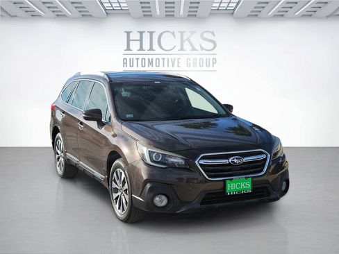 Used 2019 Subaru Outback 3.6R Touring w/ Popular Package #3A image 3