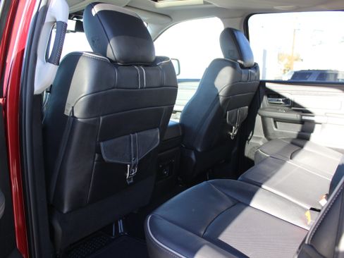 Used 2014 RAM 1500 Limited image 10