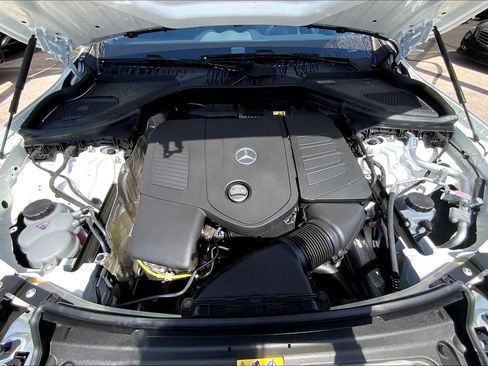Certified 2025 Mercedes-Benz GLC 300 image 17