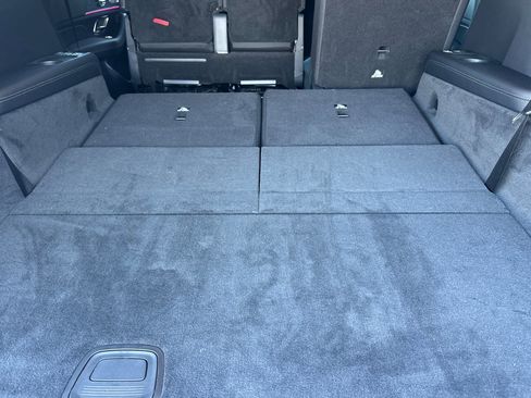 New 2026 Mercedes-Benz GLS 450 GLS 450 image 16