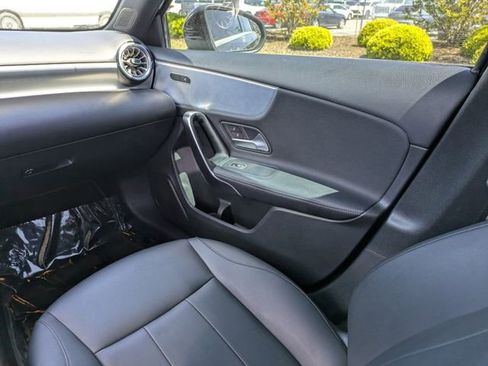Used 2022 Mercedes-Benz A 220 image 15