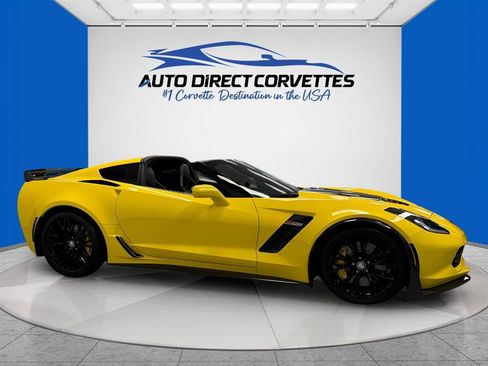 Used 2019 Chevrolet Corvette Z06 RWD image 6