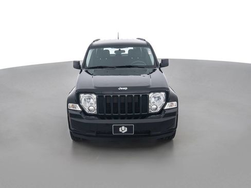 Used 2012 Jeep Liberty Sport AWD/4WD image 2