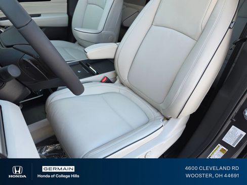 New 2026 Honda Odyssey Touring image 23