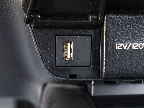 Used 2023 Toyota Camry XSE FWD image 30