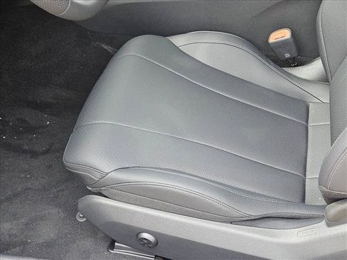 New 2026 Mercedes-Benz CLE 450 4MATIC Coupe image 4