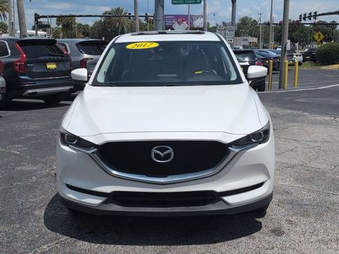 Used 2017 MAZDA CX-5 Touring w/ Preferred Equipment Package FWD image 2