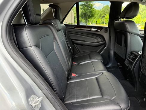 Used 2015 Mercedes-Benz ML 350 2WD image 40