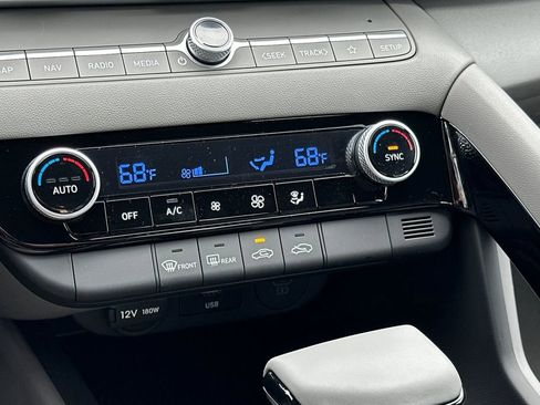 New 2026 Hyundai Elantra Sport FWD image 17