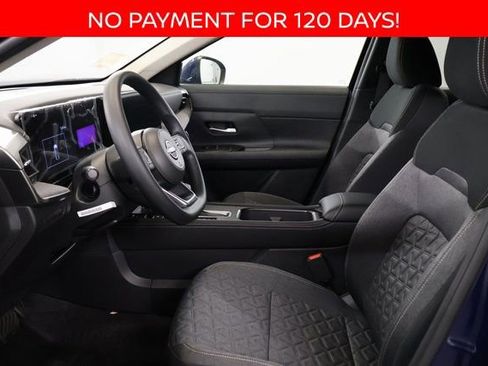 New 2025 Nissan Kicks SV w/ SV Premium Package image 9