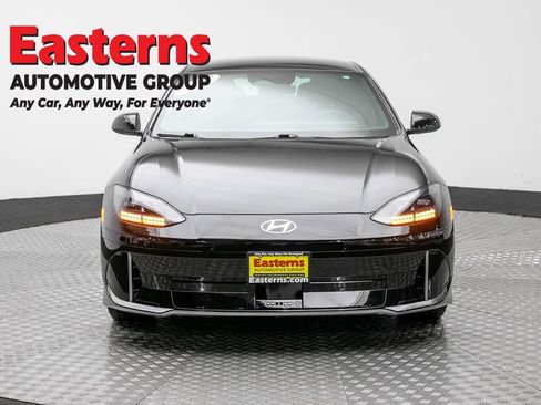 Used 2024 Hyundai Ioniq 6 SE AWD/4WD image 2