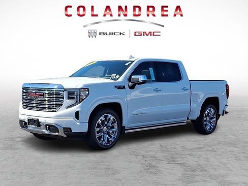 Used 2024 GMC Sierra 1500 Denali w/ Denali Reserve Package AWD/4WD image 3