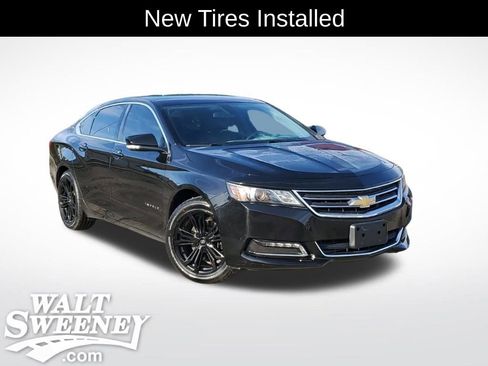 Used 2015 Chevrolet Impala LT image 1