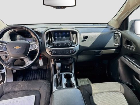 Used 2022 Chevrolet Colorado LT w/ Fleet Safety Package RWD image 24
