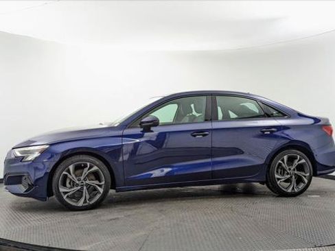 Used 2023 Audi A3 2.0T Premium Plus w/ Premium Plus Package FWD image 3