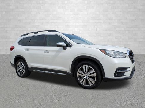 Used 2019 Subaru Ascent Touring image 1