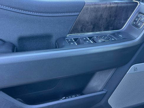 New 2025 Ford F350 Lariat w/ Chrome Package image 9