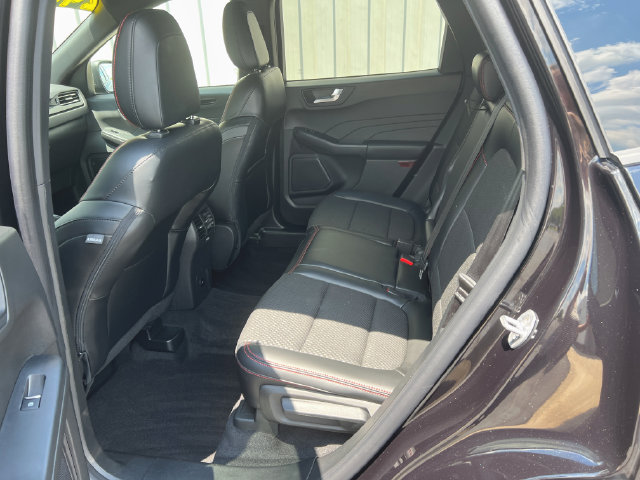 Used 2023 Ford Escape ST-Line w/ Tech Pack #1 AWD/4WD image 12