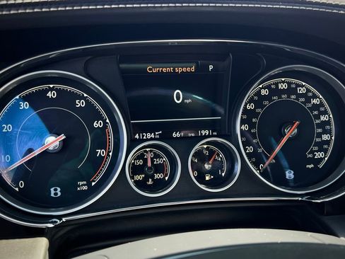 Used 2016 Bentley Continental GT image 48