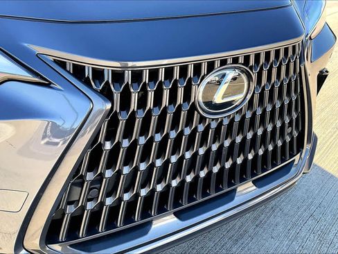 Used 2025 Lexus NX 350 AWD w/ Premium Package image 30