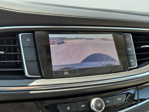 Used 2023 Buick Enclave Essence w/ Experience Buick Package FWD image 21