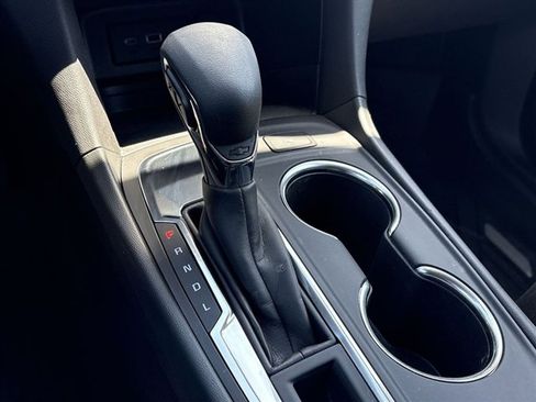 Certified 2024 Chevrolet Equinox LT w/ LPO, Floor Liner Package FWD image 15