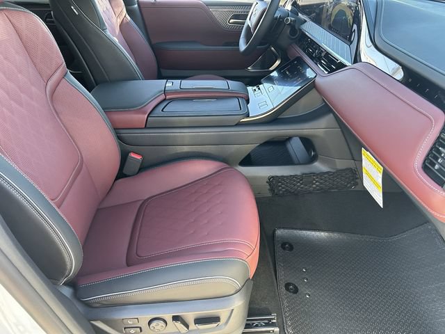 New 2027 INFINITI QX80 Autograph w/ Premium Cargo Package AWD/4WD image 13