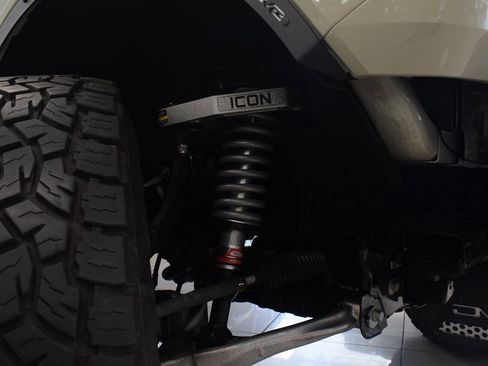 Used 2025 Ford Bronco Outer Banks AWD/4WD image 29