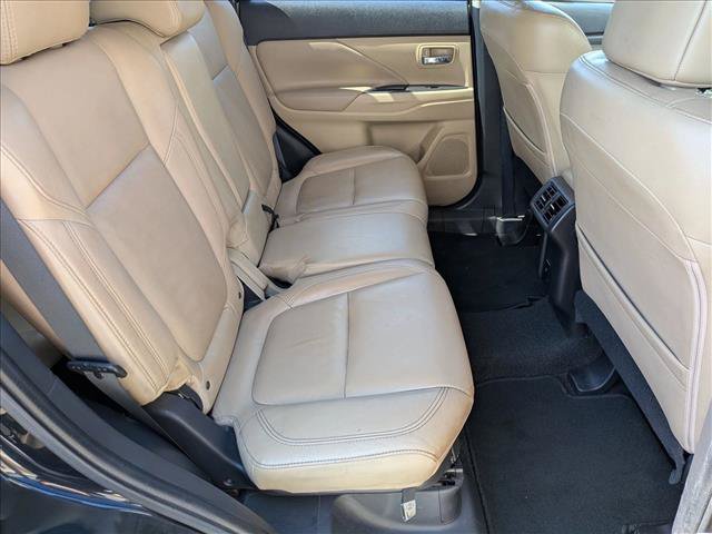 Used 2020 Mitsubishi Outlander SE FWD image 20