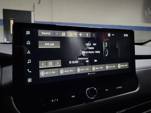 Used 2025 Mitsubishi Outlander SE image 31