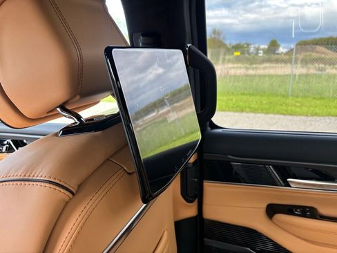 New 2026 Jeep Grand Wagoneer L Summit AWD/4WD image 24
