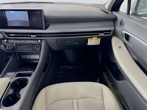 Used 2025 Hyundai Sonata SEL FWD image 38